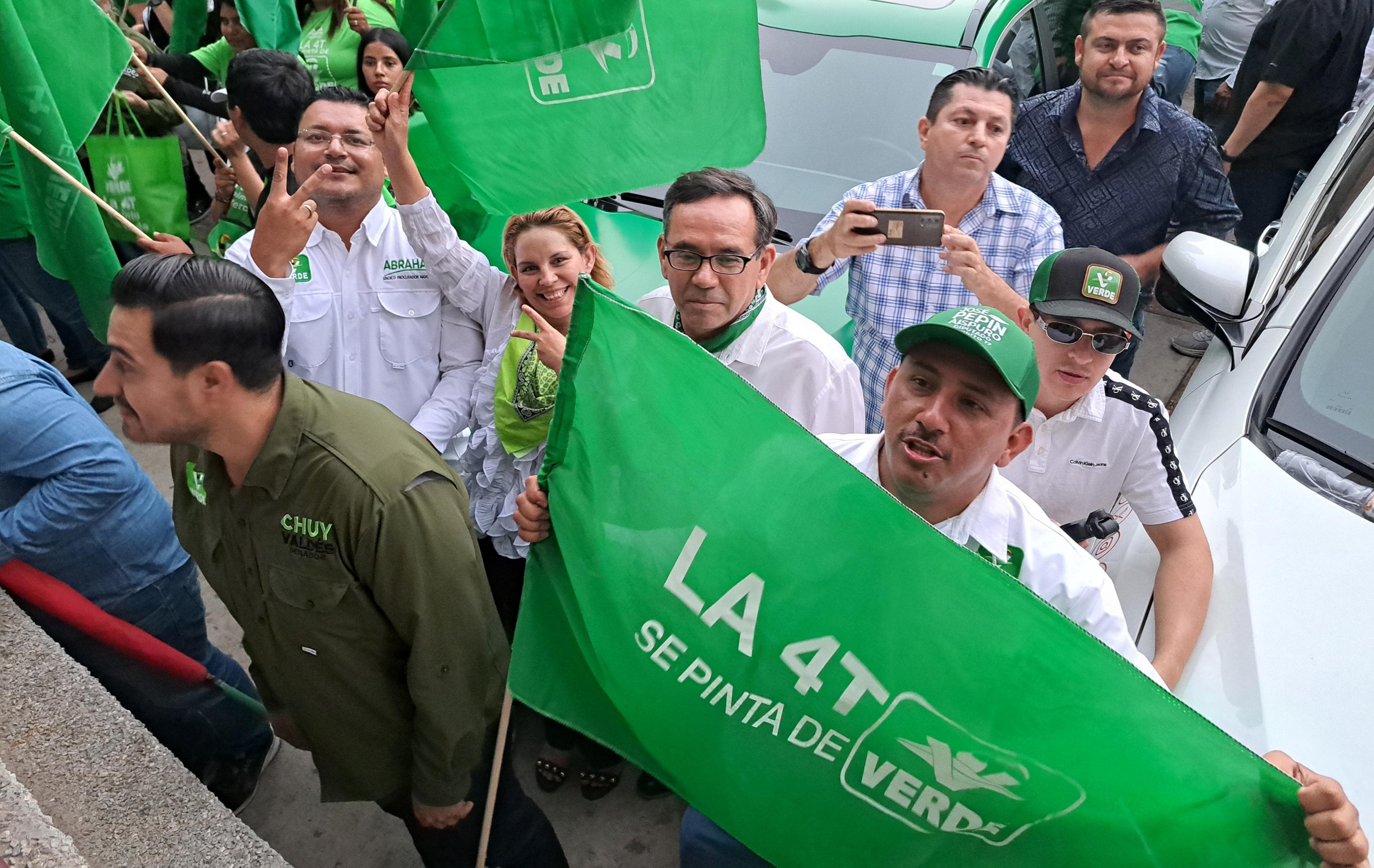 Porras durante el debate en el INE en Culiacán