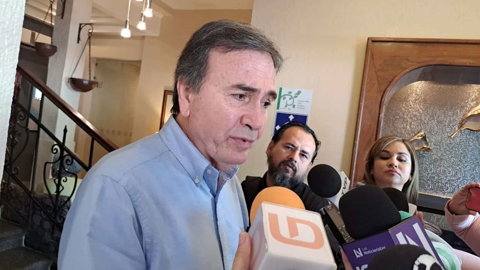 presidente de la Cámara Nacional de Comercio, en Los Mochis, Víctor Damm Ramírez.