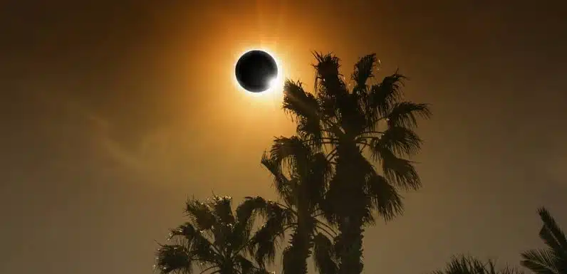 Presos en Nueva York exigen ver el eclipse total de sol por cuestiones religiosas