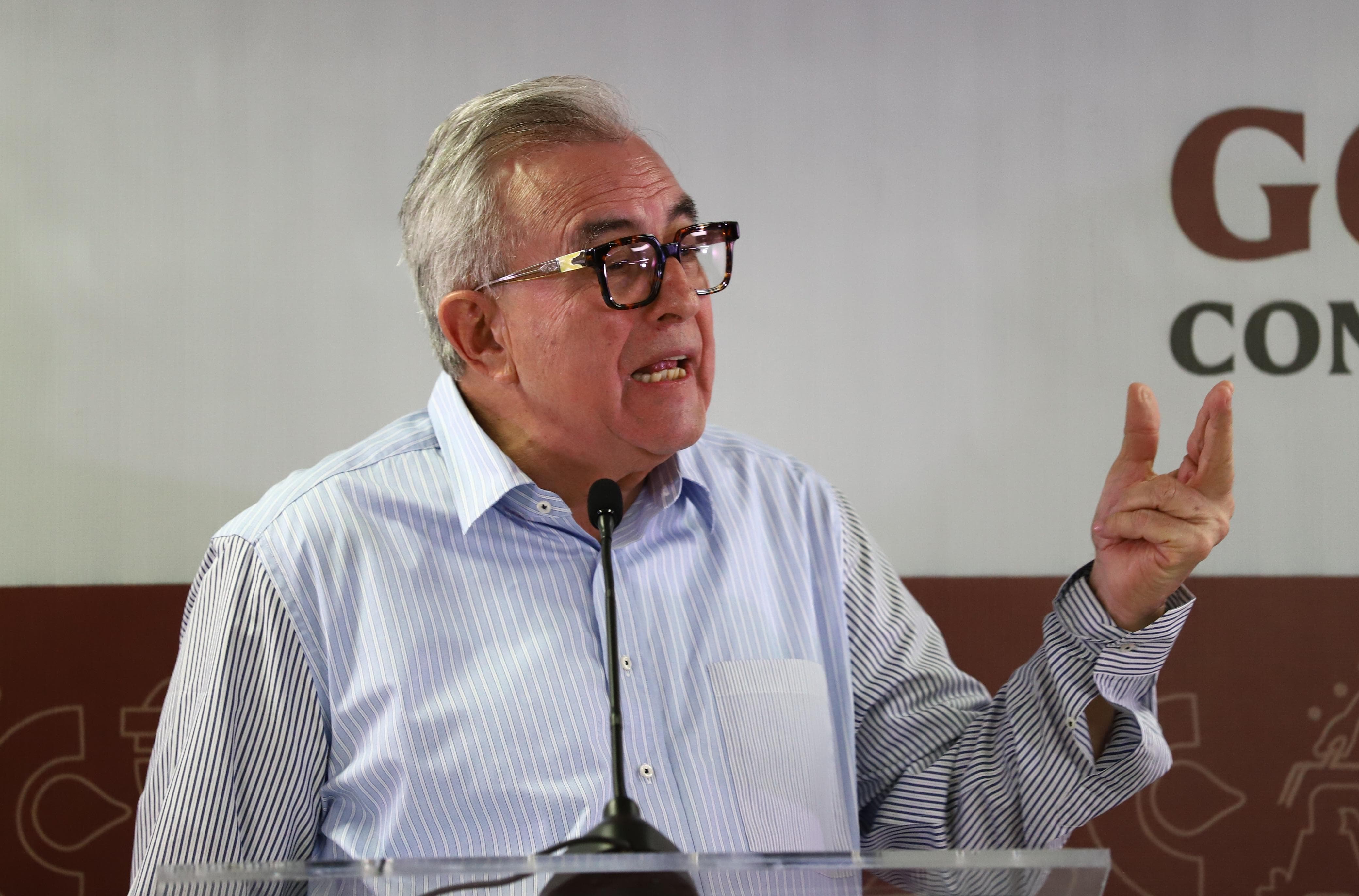 Rubén Rocha Moya durante semanera
