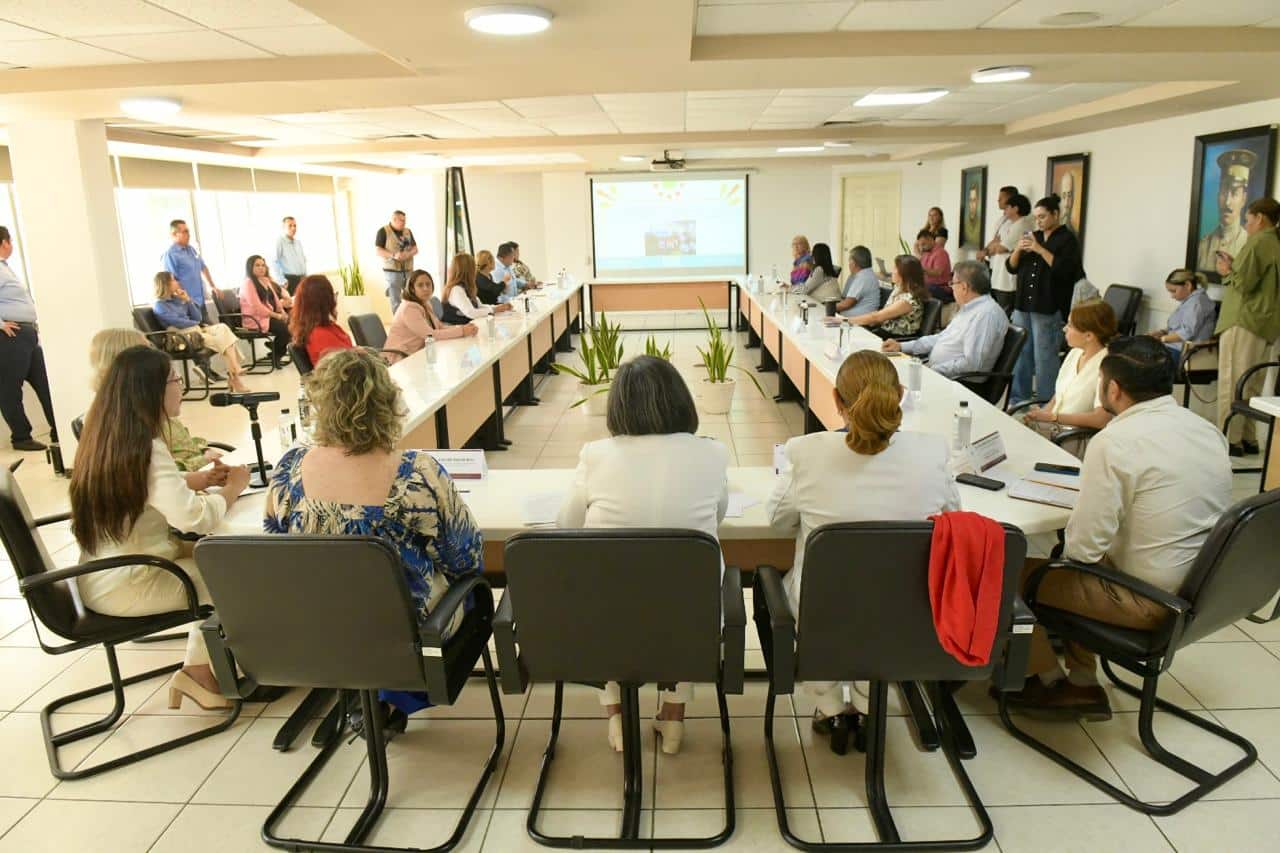 Reunión de autoridades de Sipinna, Sepyc y DIF Sinaloa