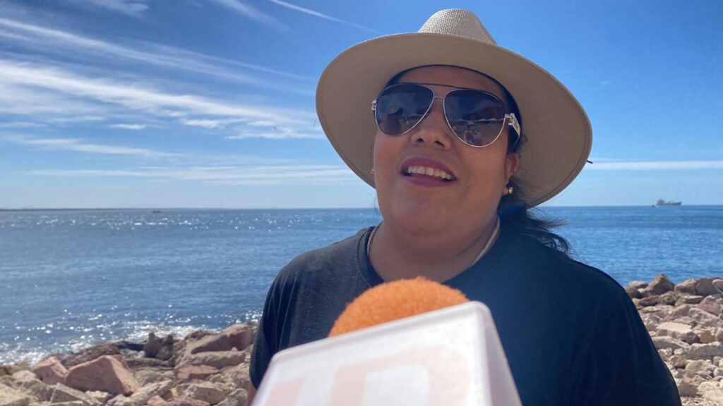 Rosario Lara Ramírez en entrevista con Línea Directa después del Eclipse total de Sol en Mazatlán