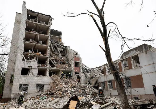 Rusia bombardea ciudad de Chernigov; hay 17 muertos
