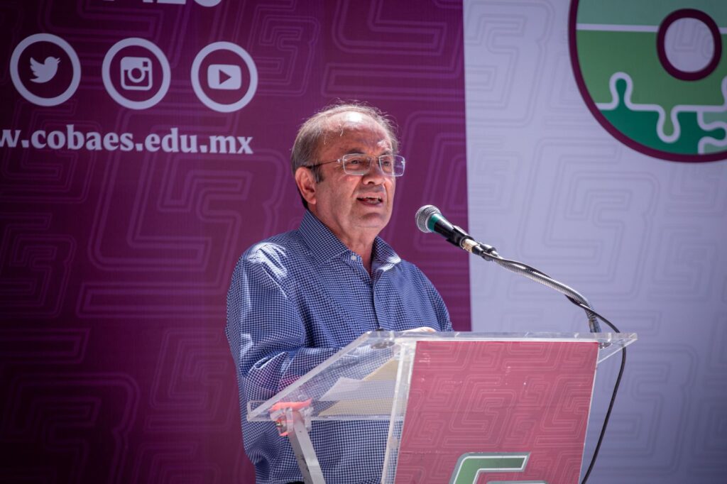 Santiago Inzunza Cázarez, director general de Cobaes