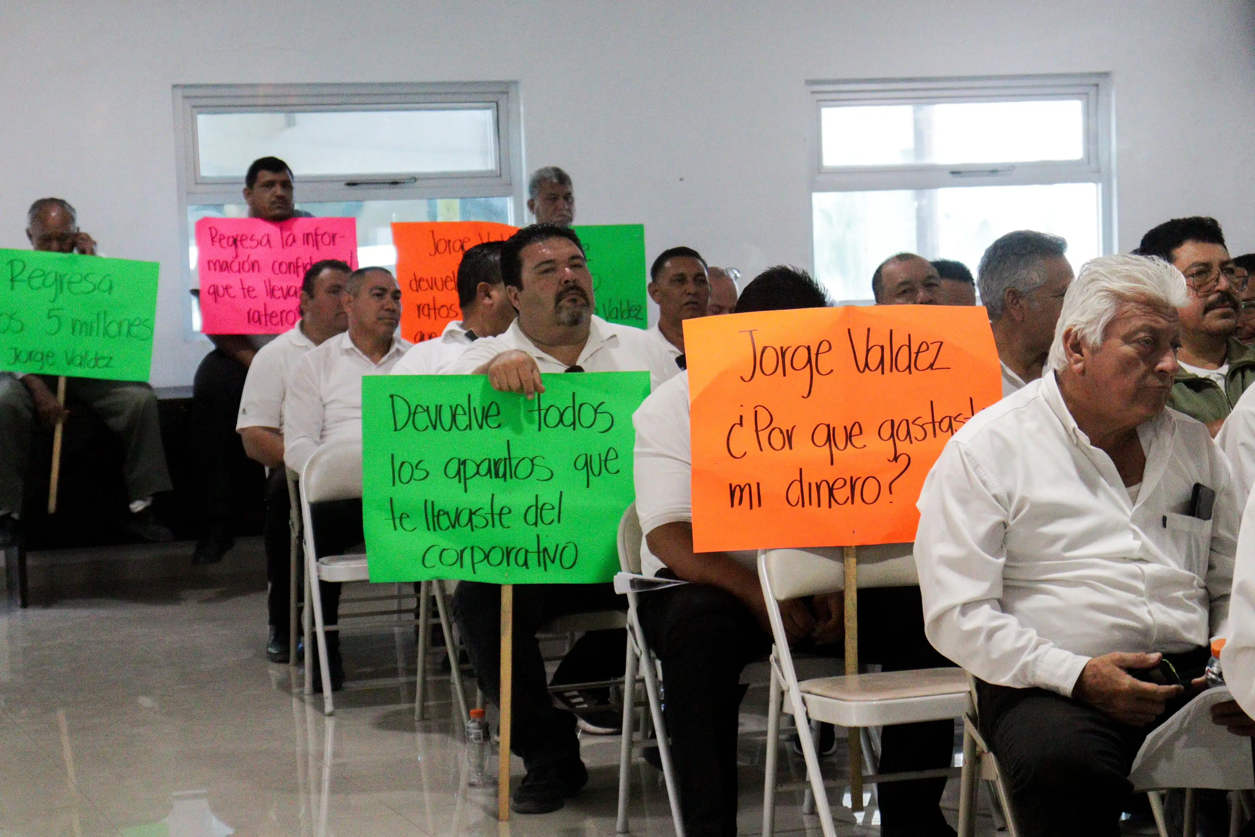 Rueda de prensa de la Unión de Trabajadores del Volante del Norte de Sinaloa