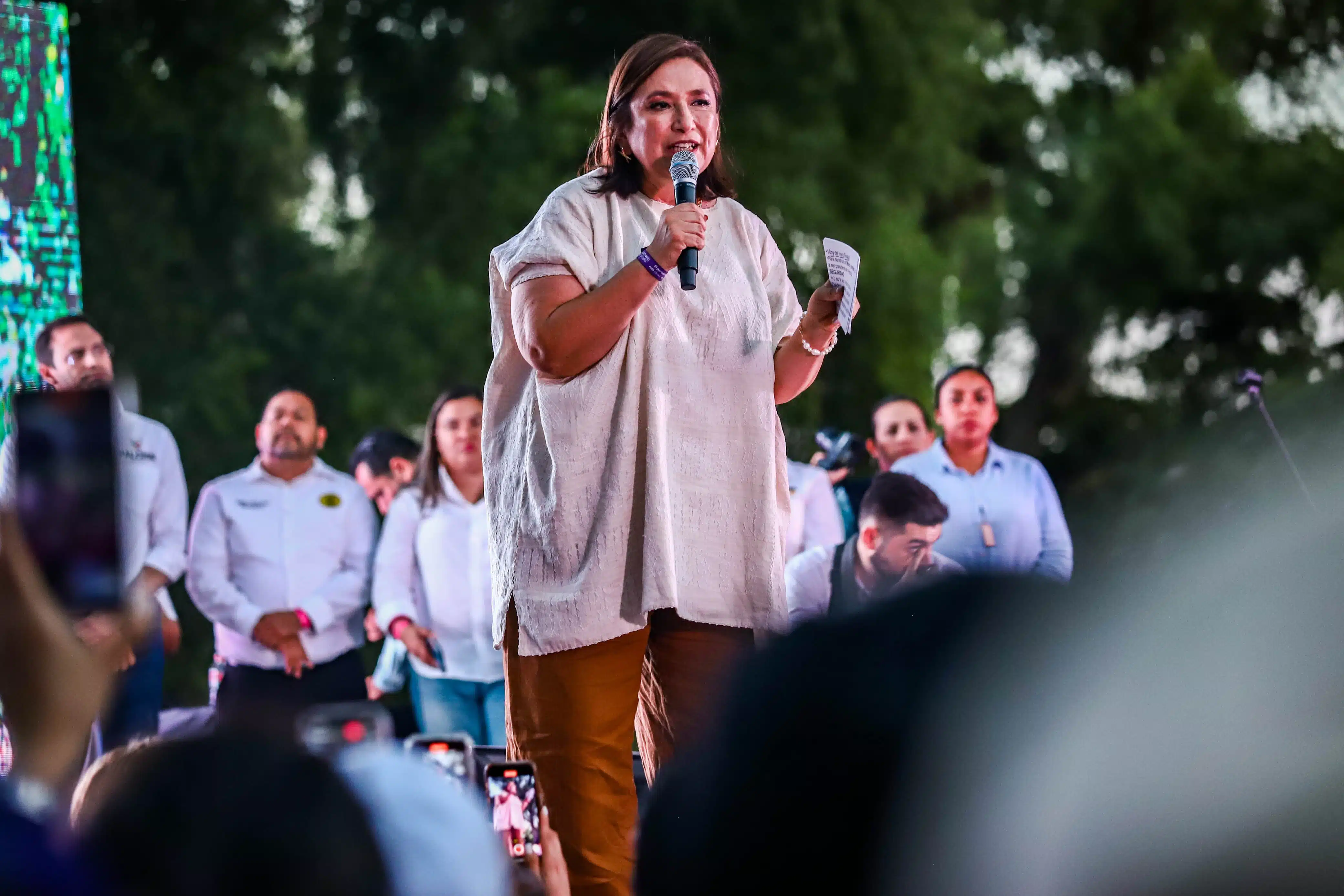 Xóchitl Gálvez llevó a cabo su primer mitin como candidata presidencial por la coalición Fuerza y Corazón por México en el parque las Riberas.
