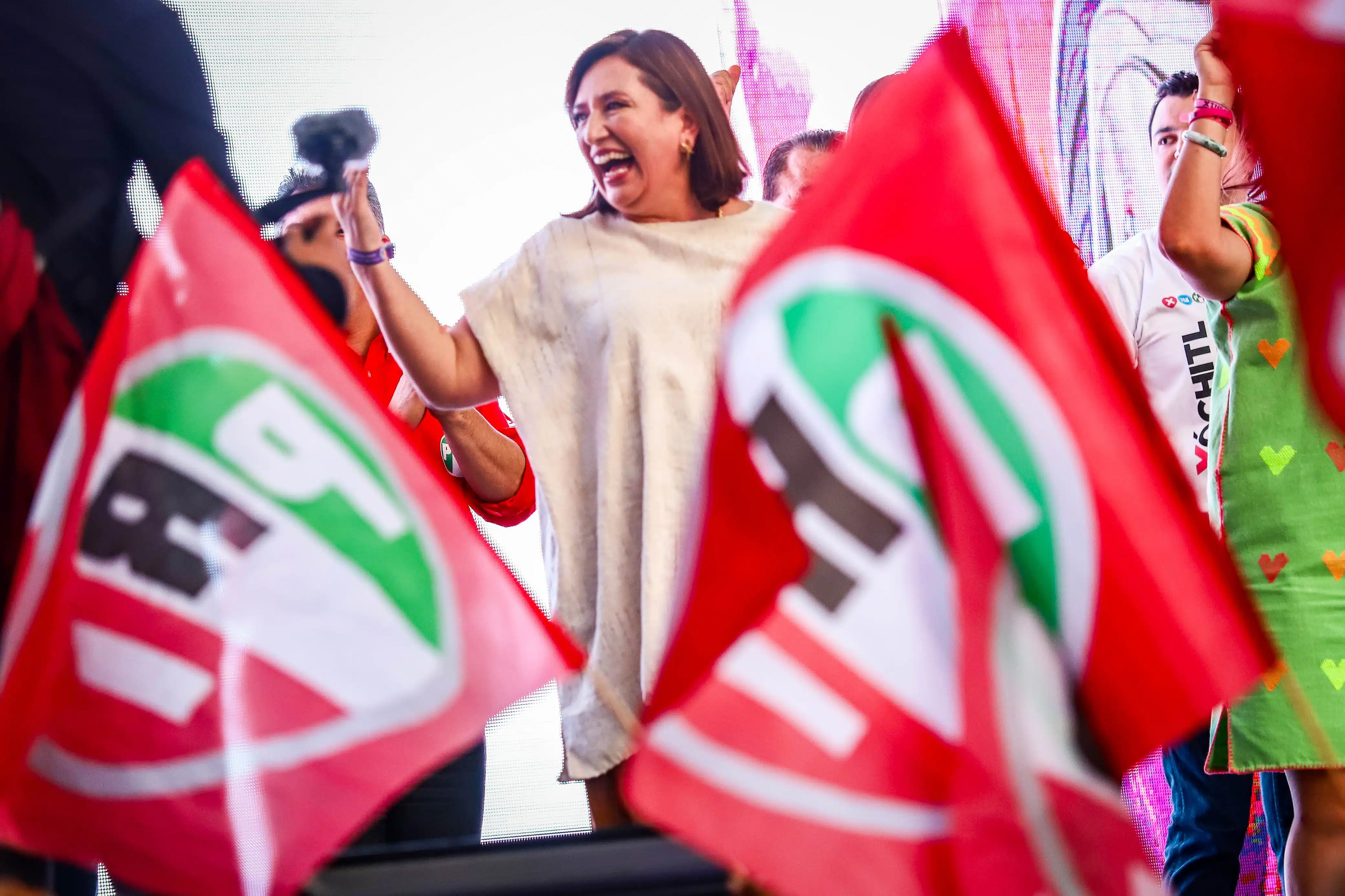 Xóchitl Gálvez llevó a cabo su primer mitin como candidata presidencial por la coalición Fuerza y Corazón por México en el parque las Riberas.