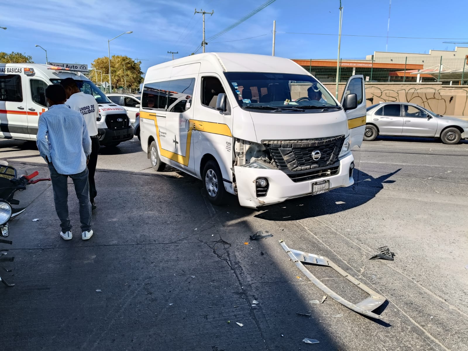 Personas lesionadas por accidente en colonia Sánchez Célis de Mazatlán