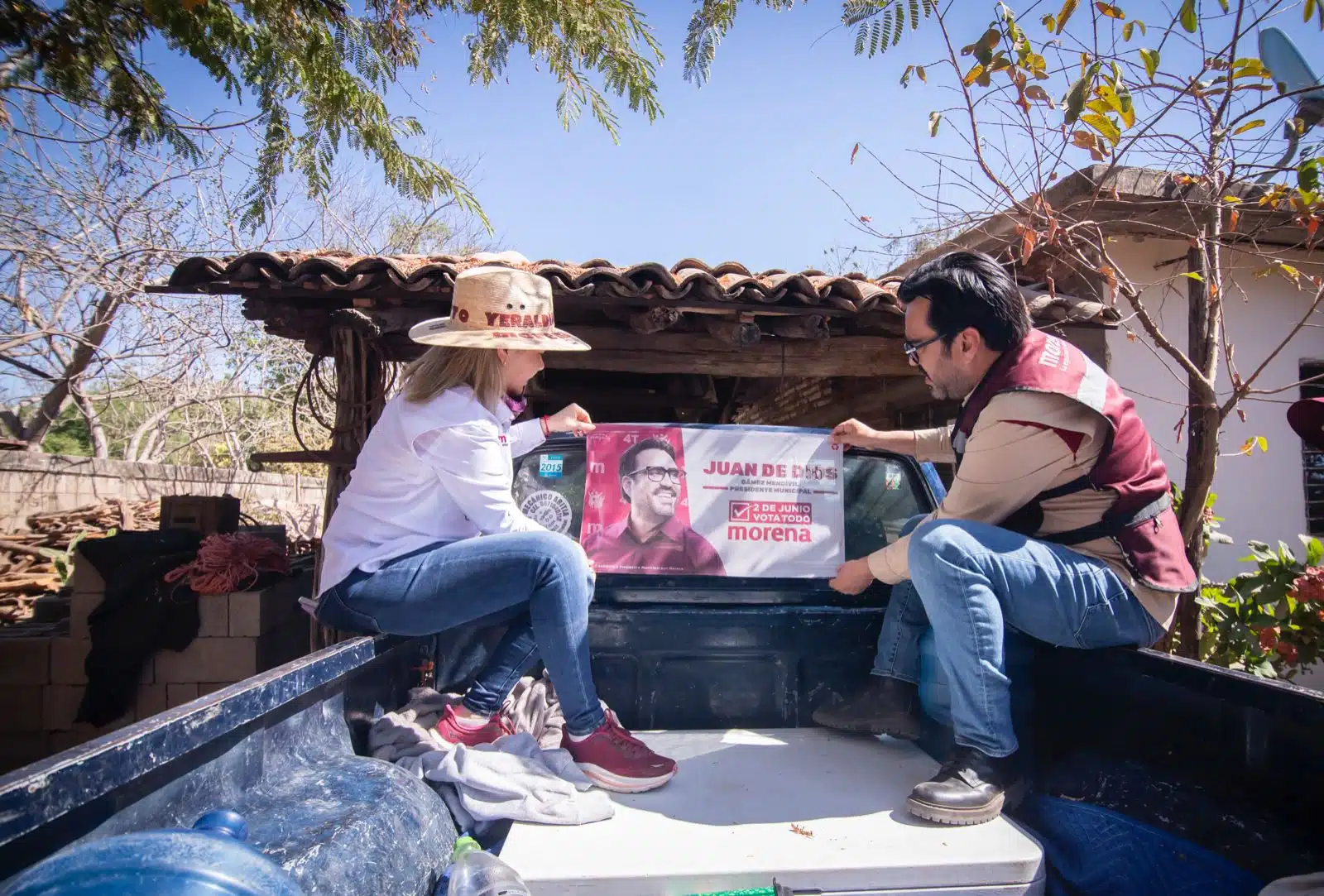 Juan de Dios Gámez Mendívil, candidato de Morena a la alcaldía de Culiacán, se presentó ante habitantes de la sindicatura de San Lorenzo./ Foto: Cortesía