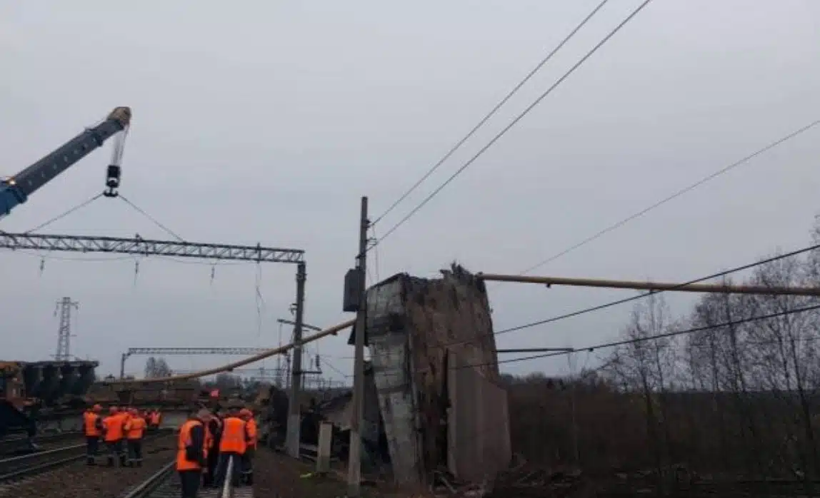 Colapso de un puente en Rusia