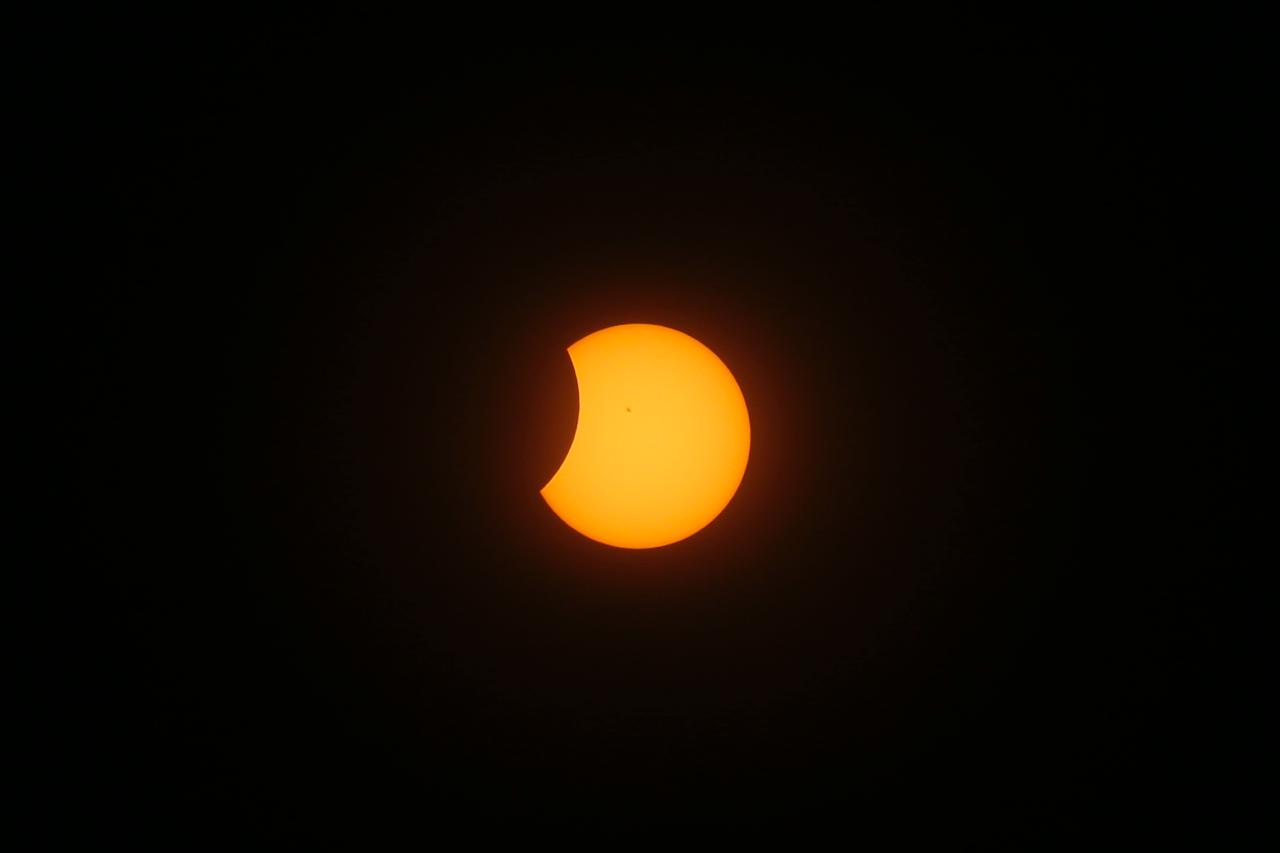 Secuencia del desarrollo del eclipse total de sol 2024 en Guasave.