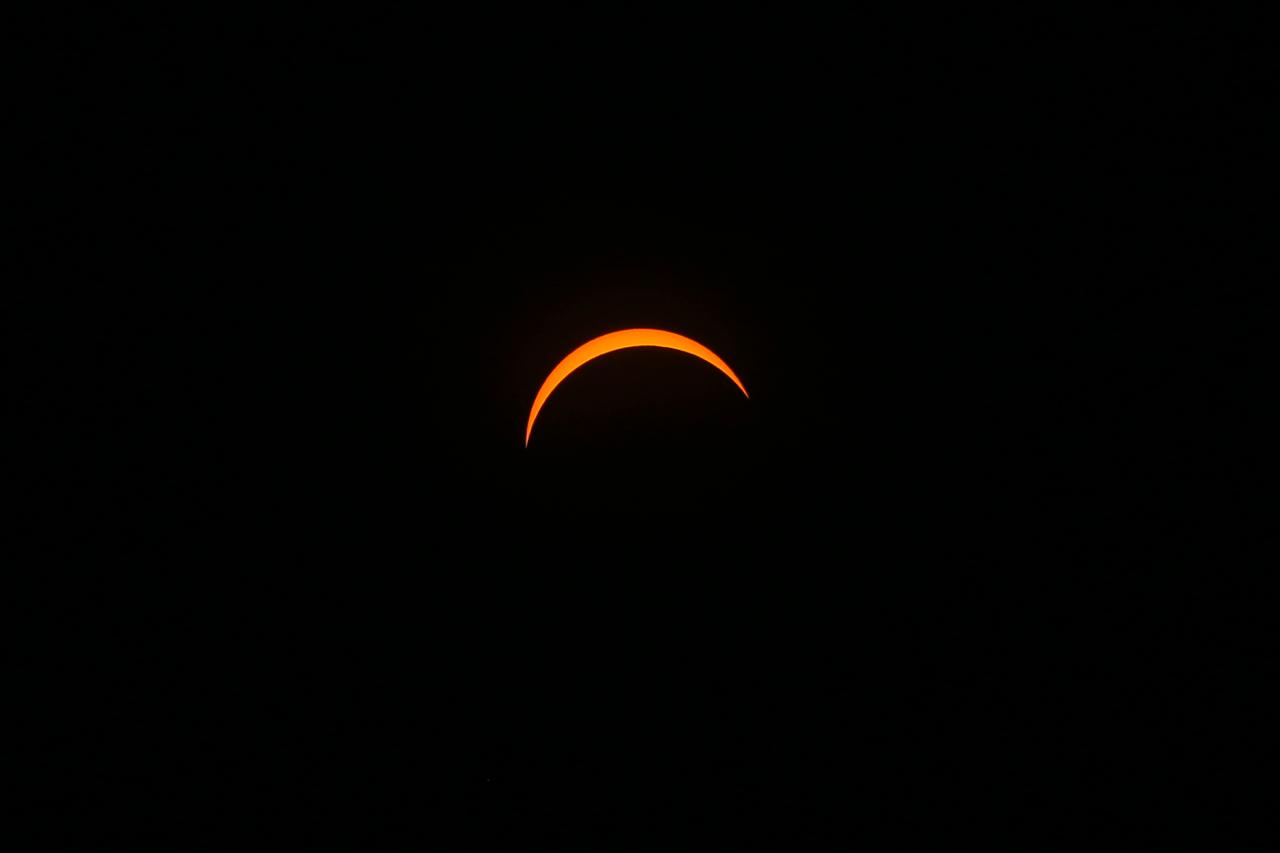 Secuencia del desarrollo del eclipse total de sol 2024 en Guasave.