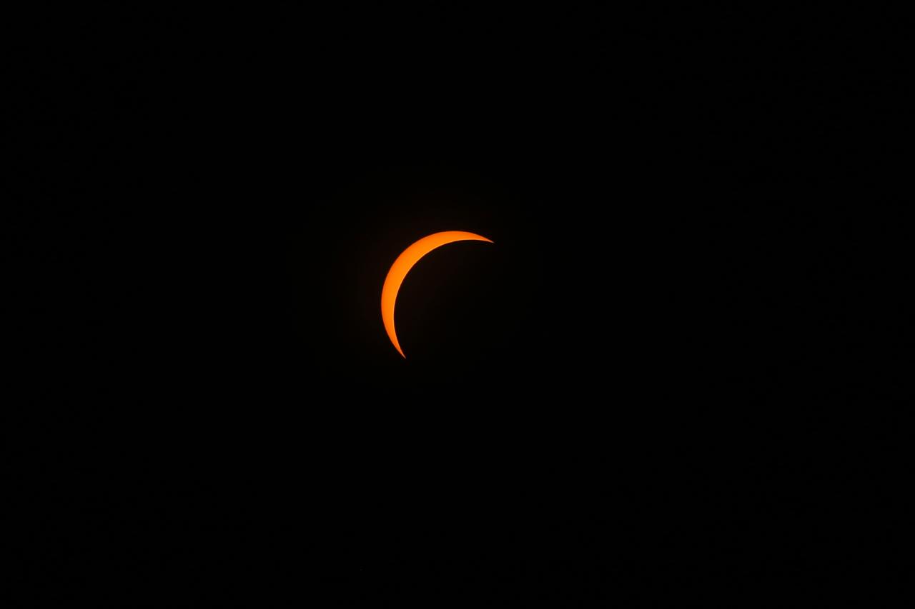 Secuencia del desarrollo del eclipse total de sol 2024 en Guasave.