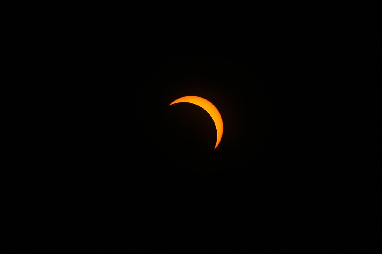 Secuencia del desarrollo del eclipse total de sol 2024 en Guasave.