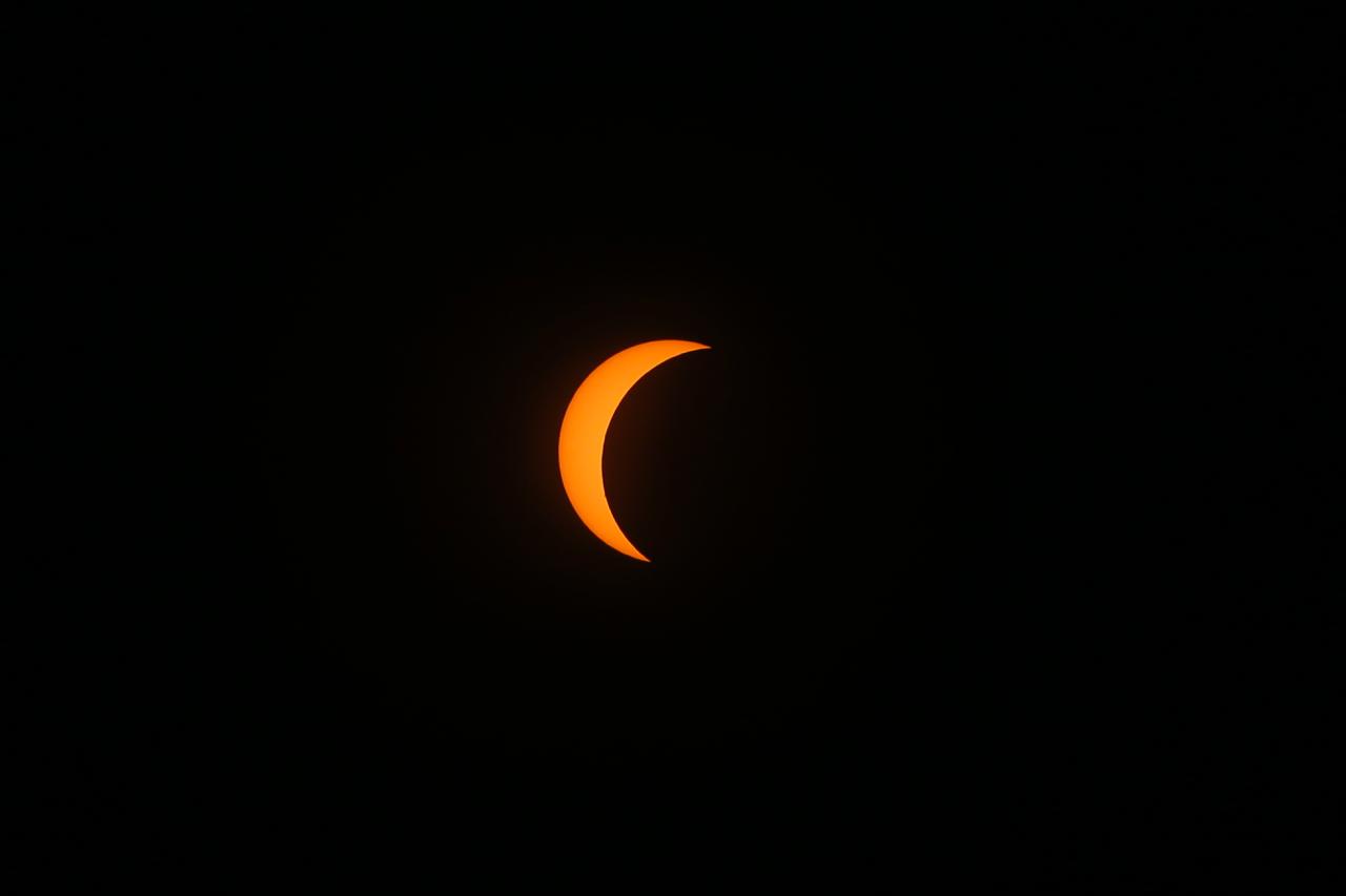 Secuencia del desarrollo del eclipse total de sol 2024 en Guasave.