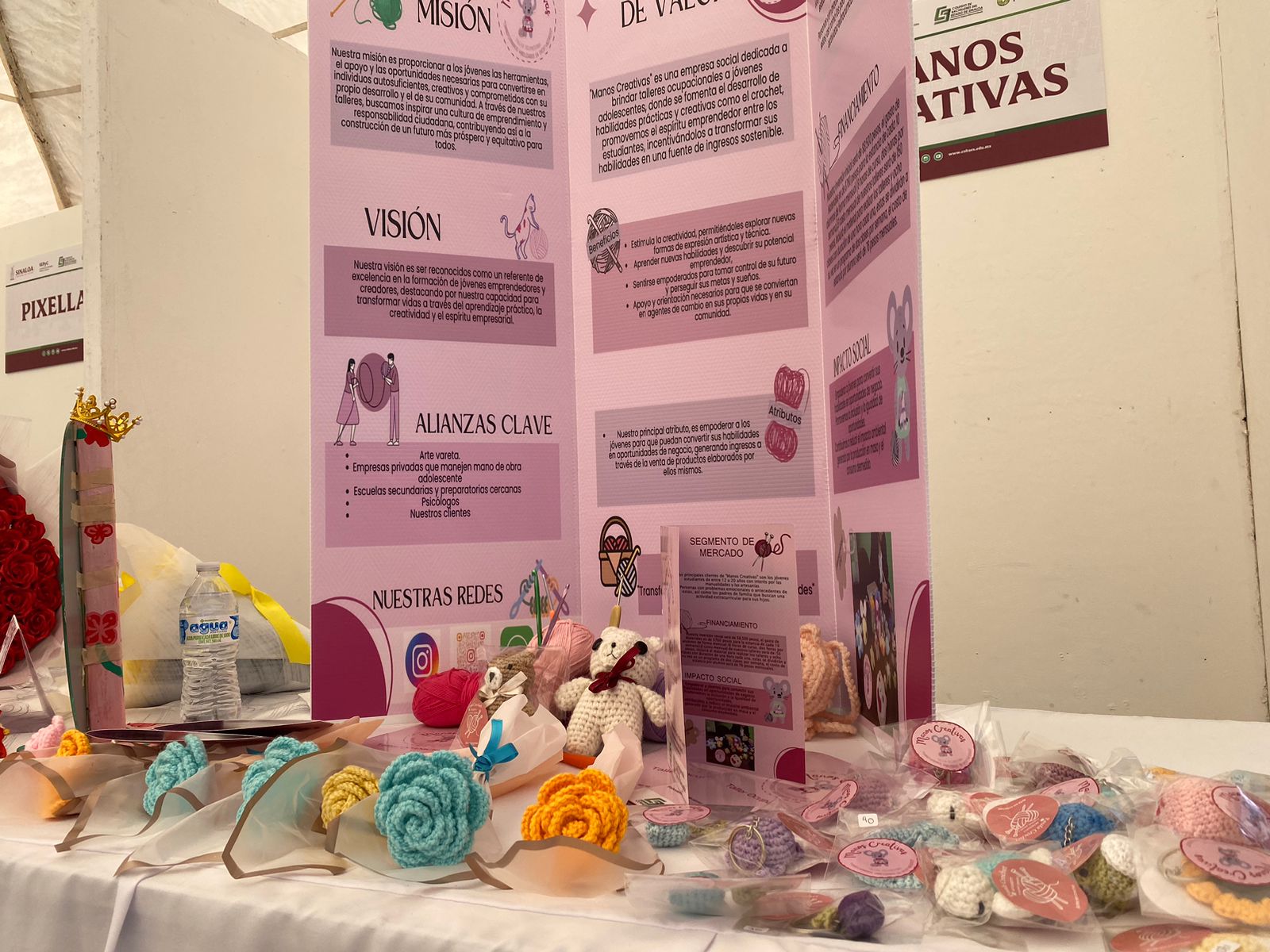 El Colegio de Bachilleres del Estado de Sinaloa inauguró este miércoles en Guasave la sexta Feria Emprende Cobaes para el Bienestar./ Foto: Alma Camacho