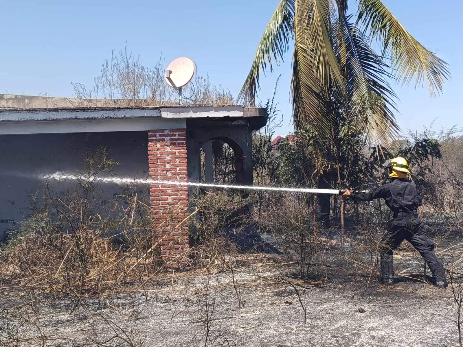 Elementos de Bomberos Veteranos El Castillo y Villa Unión