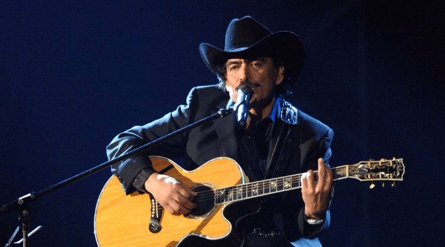 Joan Sebastian.