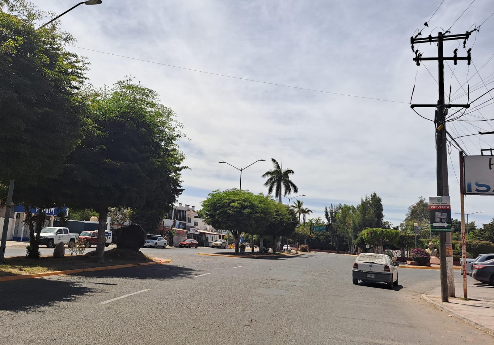 Poco trafico en Guasave este lunes ocho de abril.