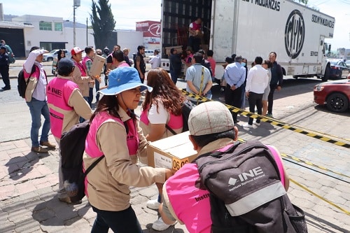 INE envía material electoral