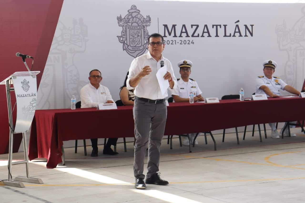 Lunes Cívico en Mazatlán