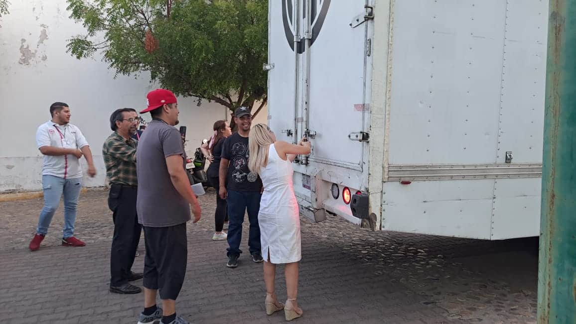 Camión en el que arribaron las boletas electorales a Mazatlán para el próximo 2 de junio
