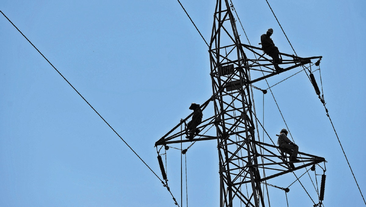 Trabajos de mantenimiento en la CFE