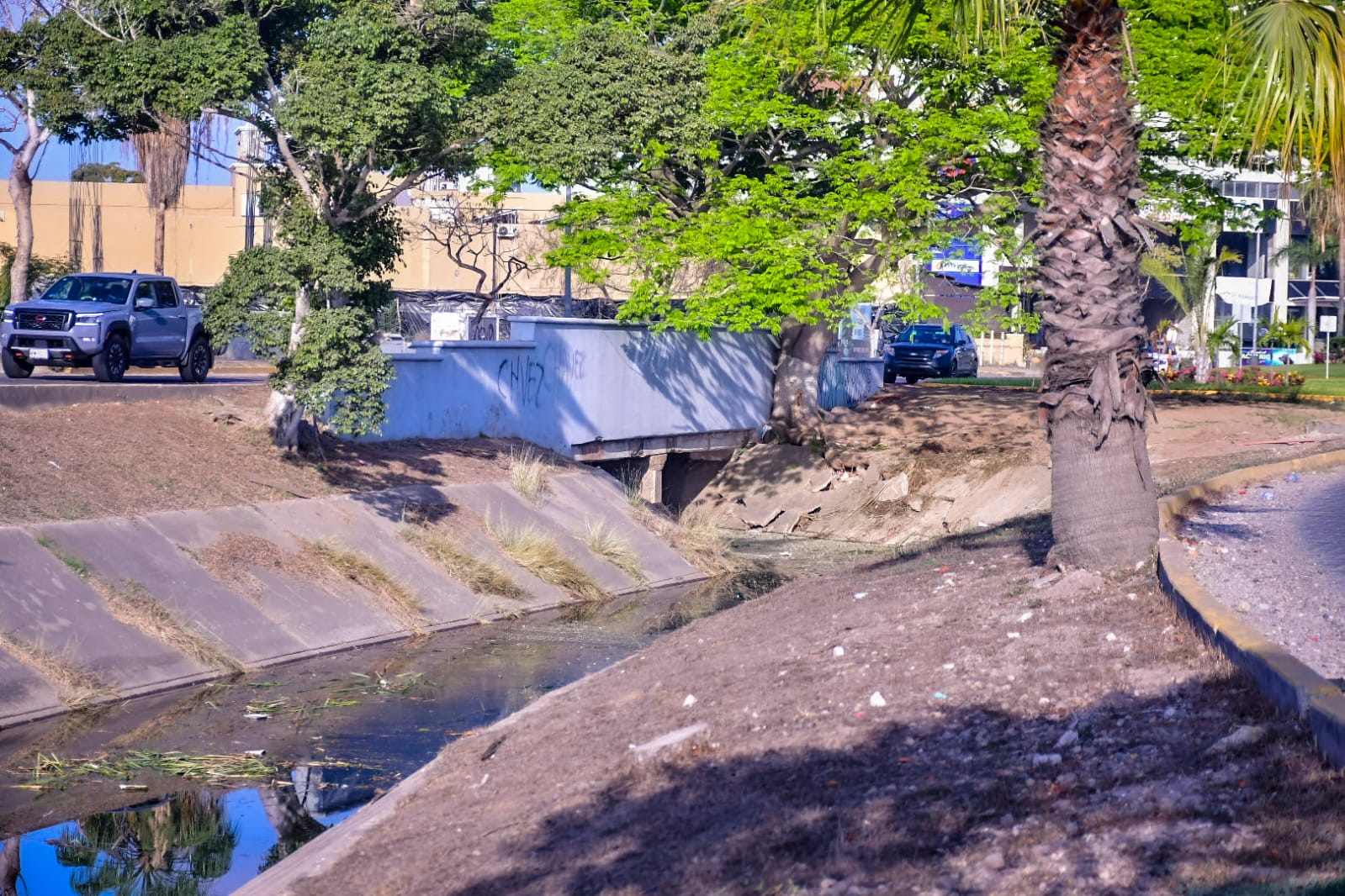 Canal pluvial en Mazatlán