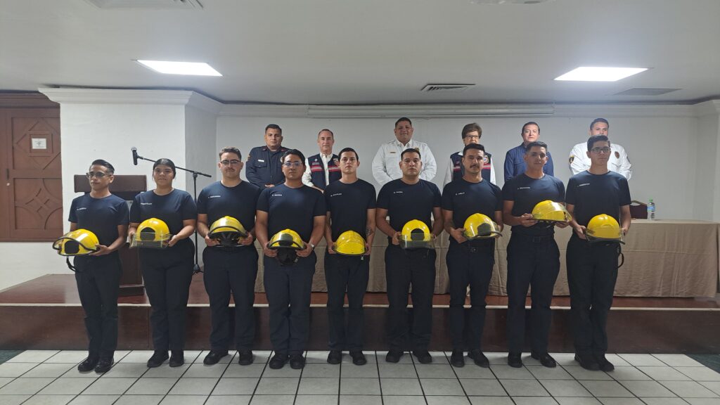 Segunda academia de reclutamiento de Bomberos Voluntarios de Mazatlán