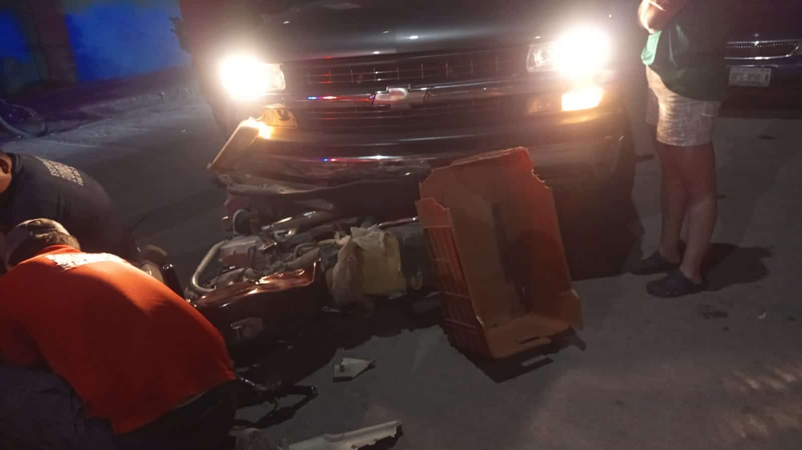 Motocicleta en la que viajaba el hombre que terminó lesionado