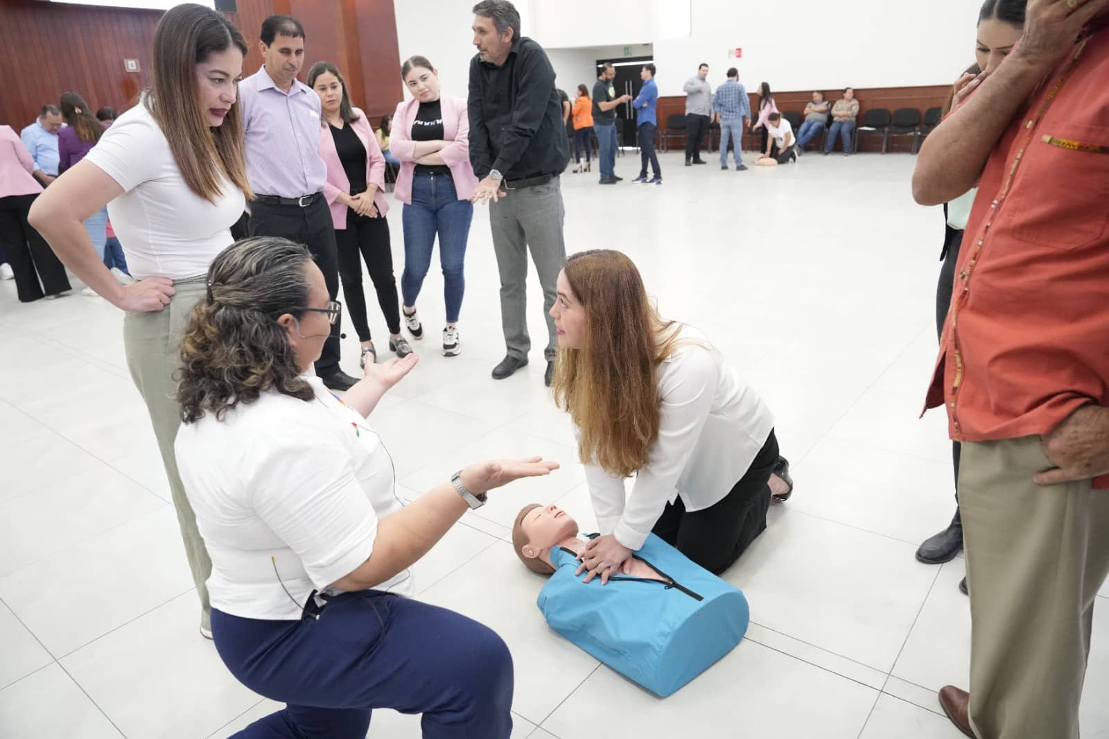 Funcionarios del Congreso del Estado de Sinaloa recibieron curso de primeros auxilios,