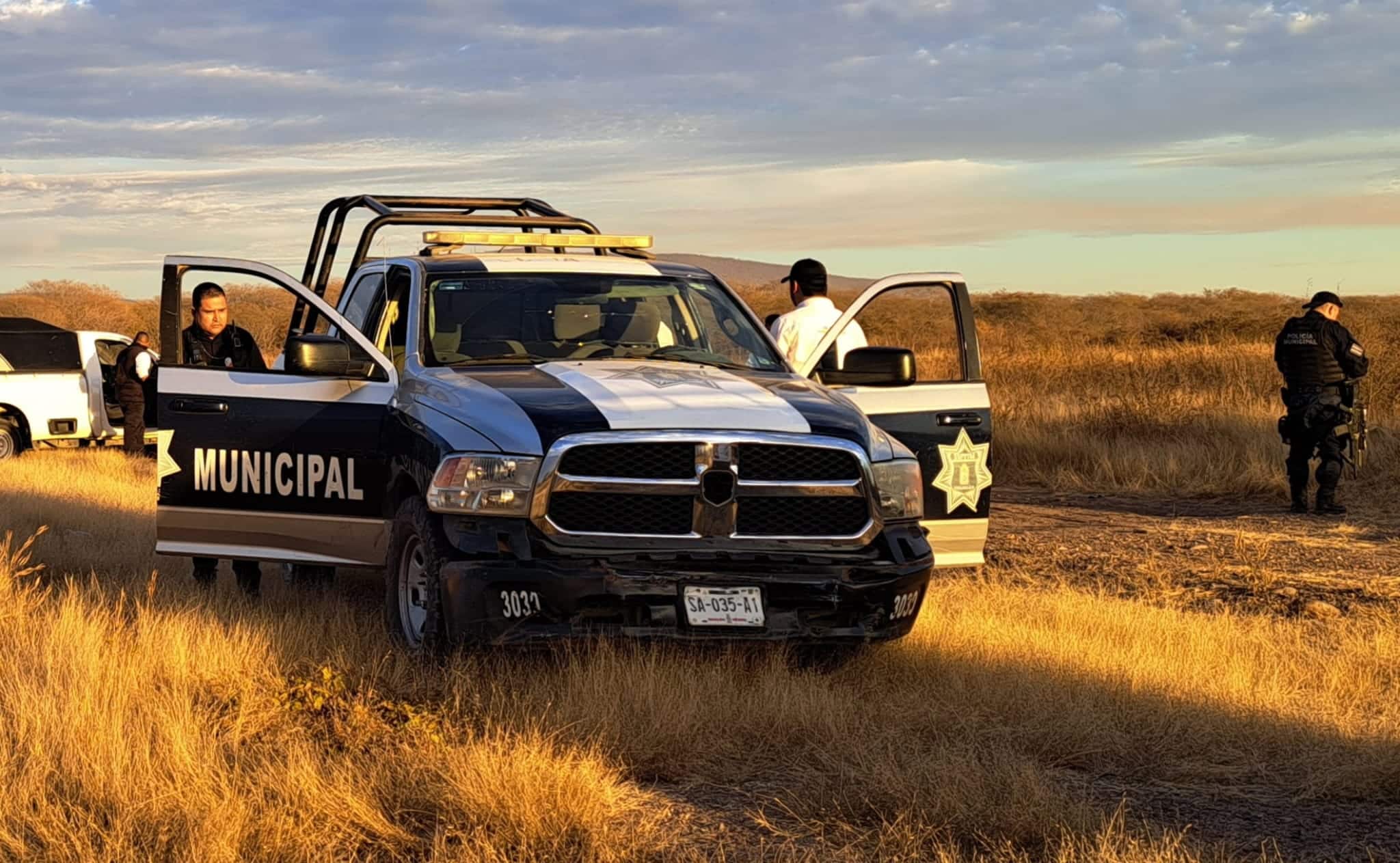 Elementos policiacos en el lugar del hallazgo