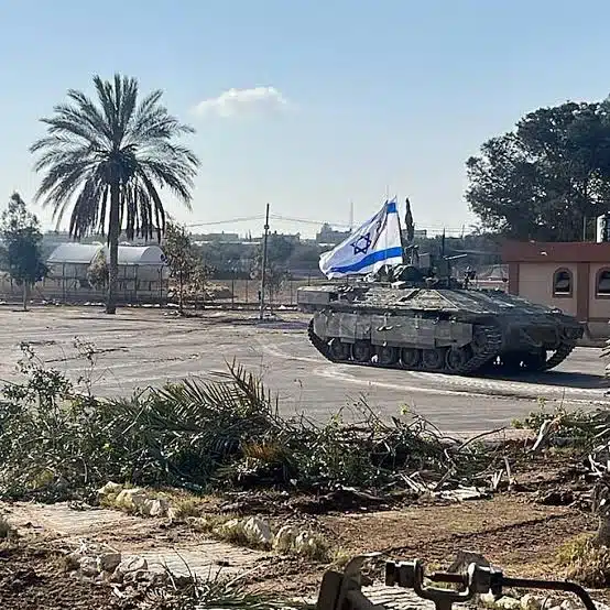 Entran tanques israelíes a la ciudad de Rafah; ordenan evacuación en Yabalia