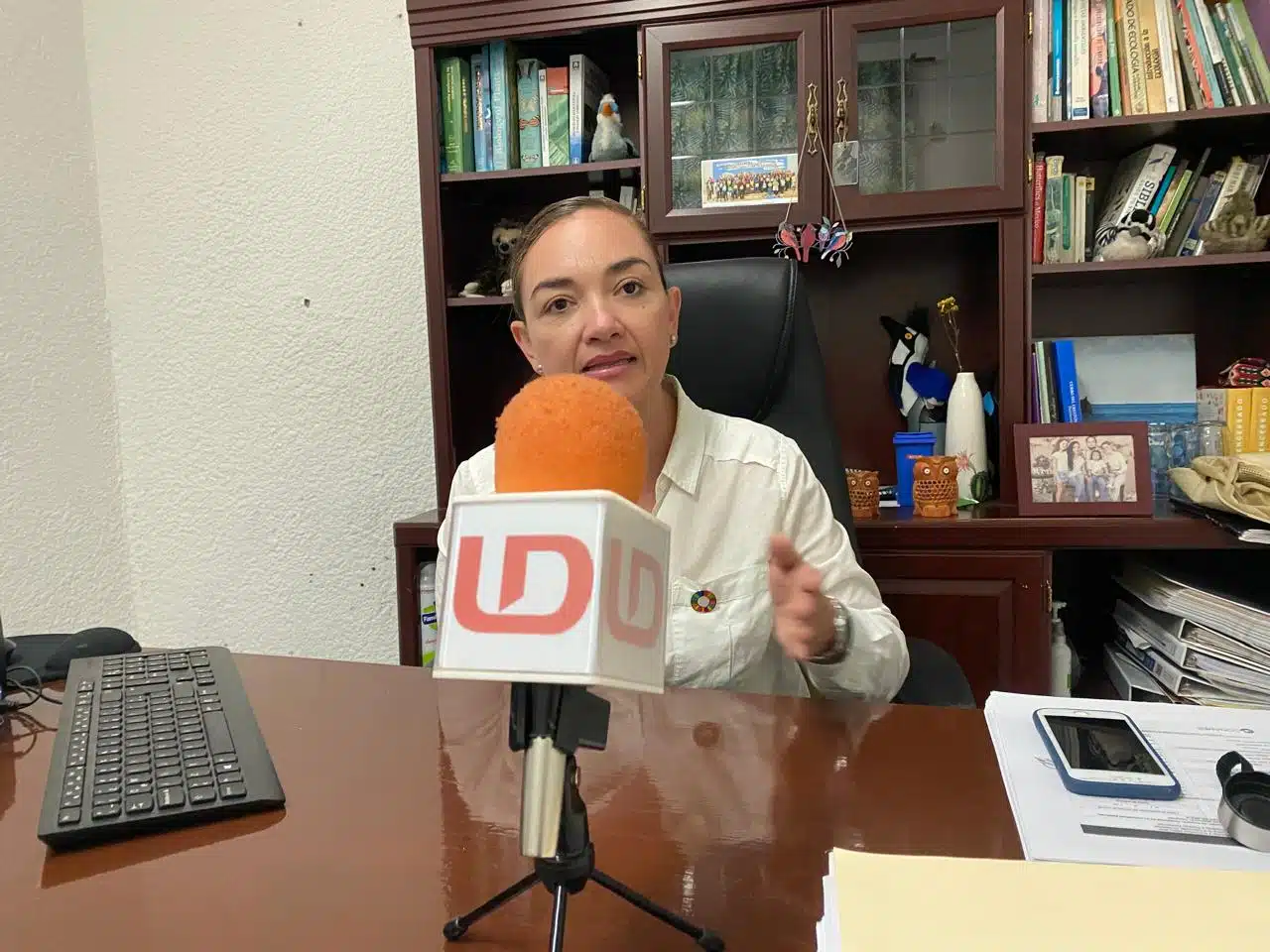 Eunice Figueroa, directora de Ecología y Medio Ambiente del municipio, en entrevista con Línea Directa en Mazatlán