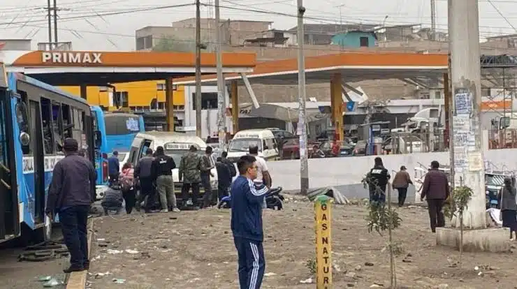Explosión en gasolinera de Perú deja un muerto y 54 heridos