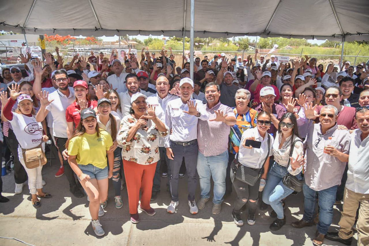 Gerardo Vargas Landeros, candidato a la alcaldía de Ahome por Morena, en su recorrido por el ejido Bachomobampo número 1