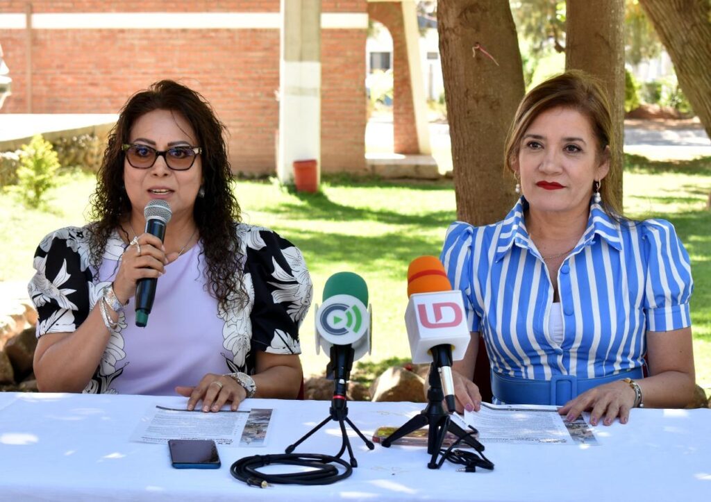 Gladys Aidé Gastélum Barreras, directora del IMAC, y Magda Elena López Beltrán
