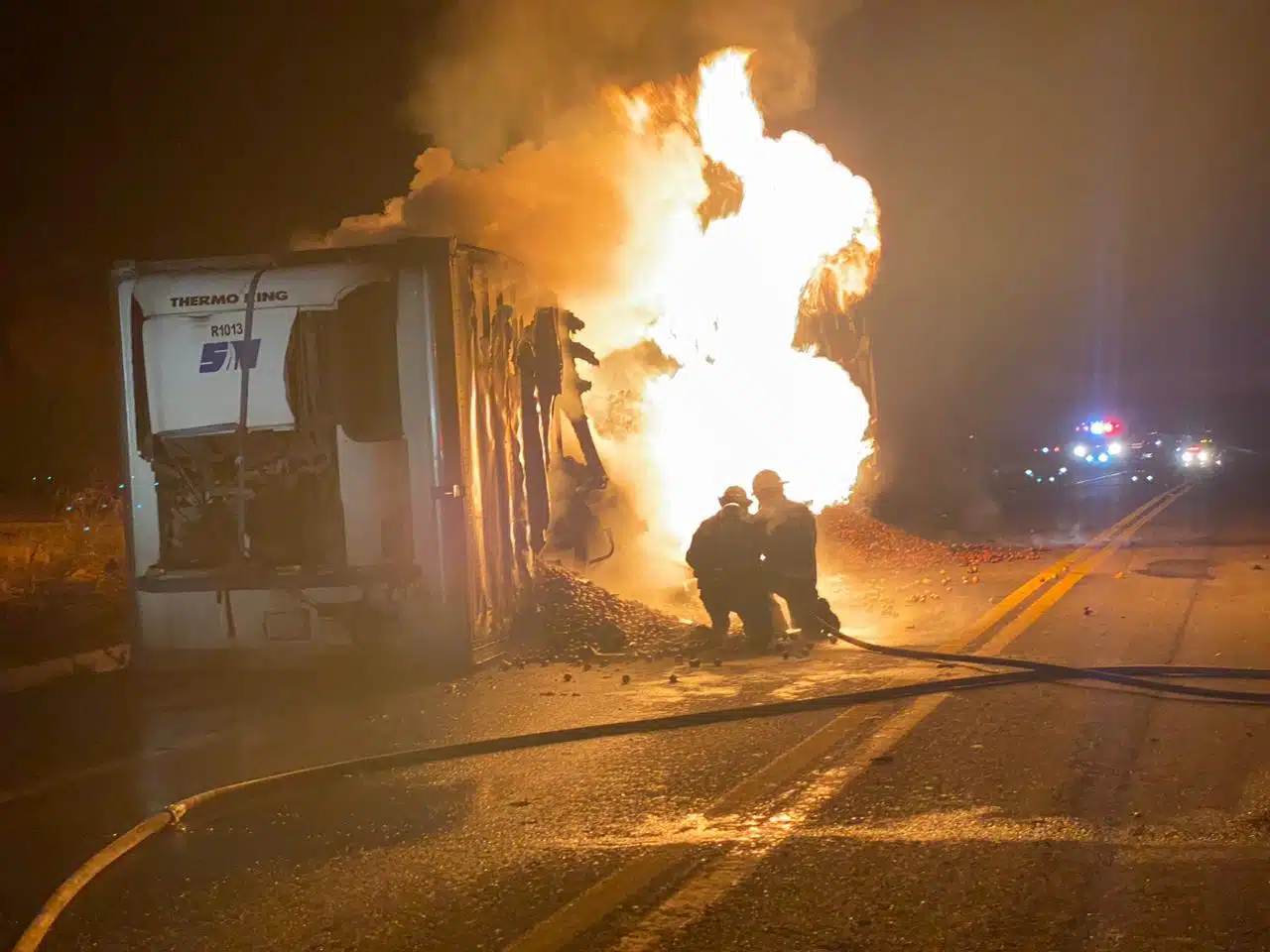 Tráiler incendiándose