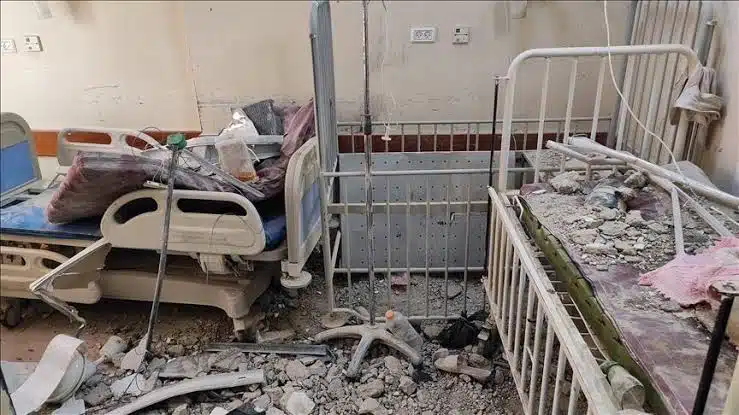 Israel ataca dos hospitales en Gaza; continúa incursión en Rafah