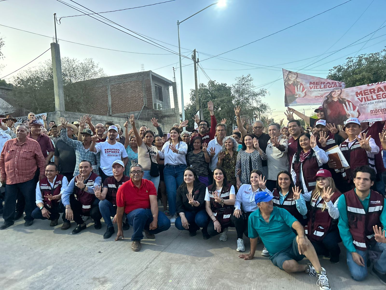 Juan de Dios Gámez Mendívil, candidato a la presidencia municipal de Culiacán por el partido de Morena, durante su campaña