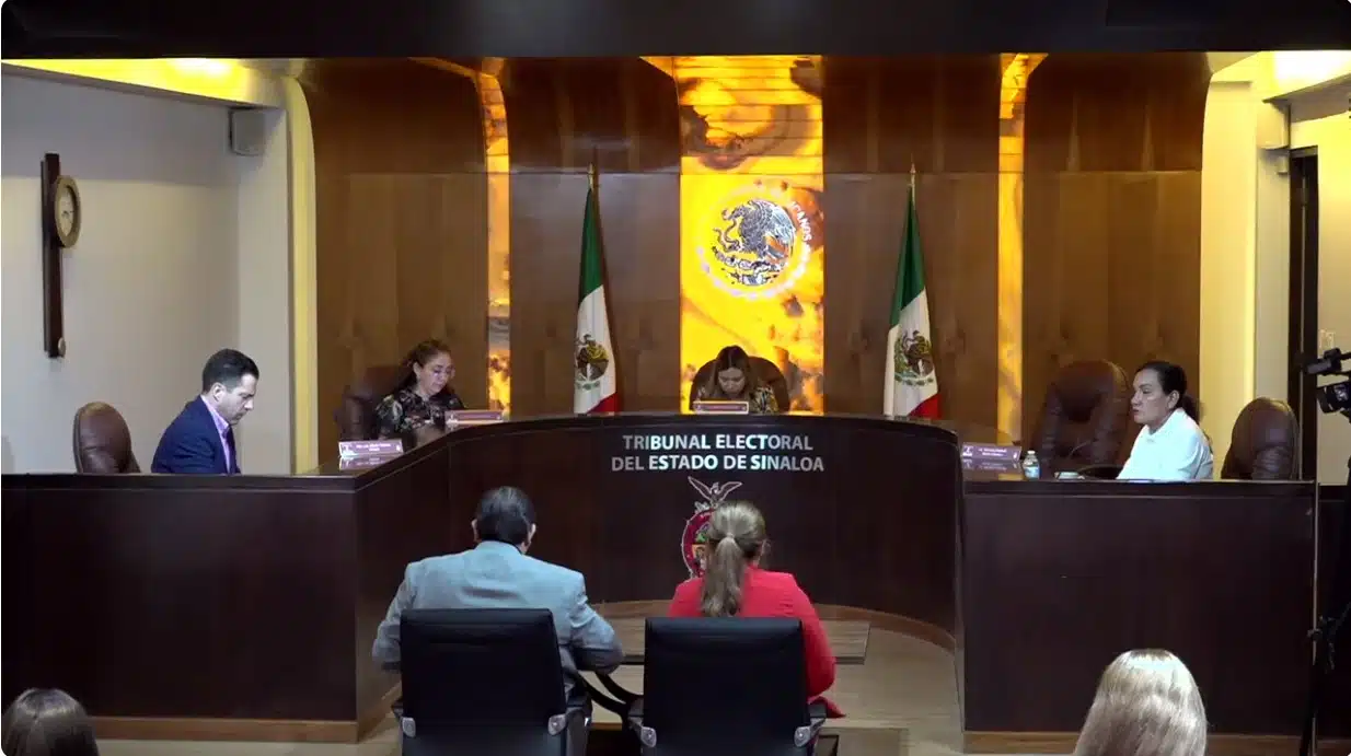 En el acuerdo revisado por el Tribunal Electoral del Estado de Sinaloa sobre la candidatura del distrito 01 se asignará a una nueva magistratura para su revisión.