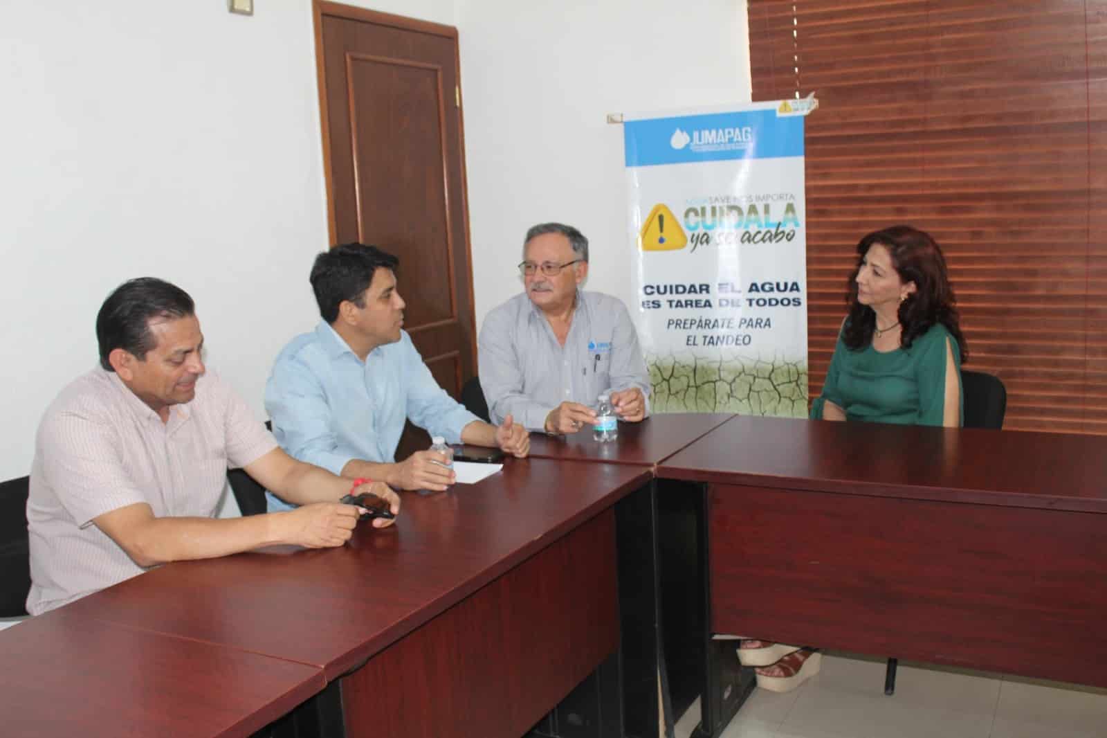 Hoteleros en junta con Jumapag