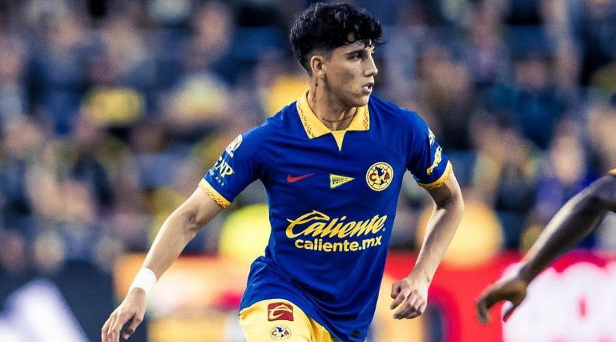 Futbolista Kevin Álvarez