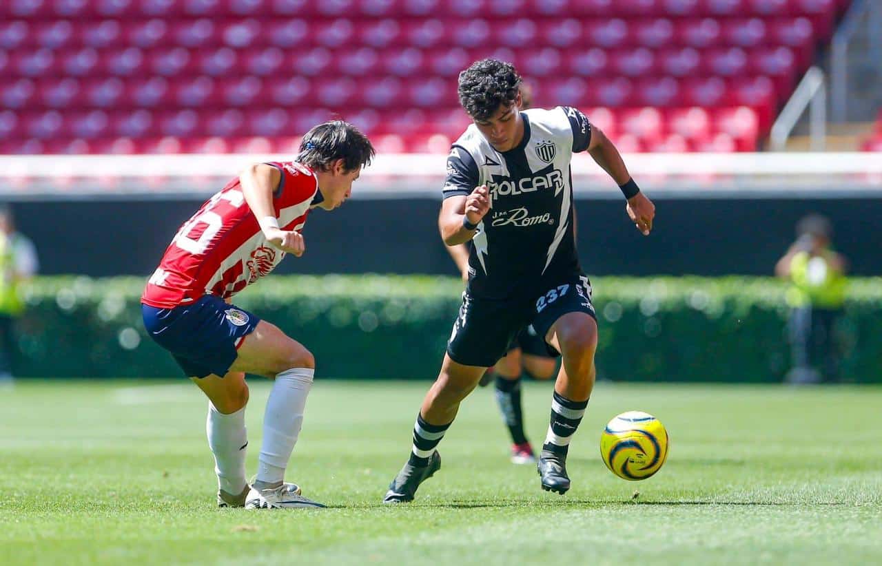 Kevin Armenta, jugador sinaloense del Necaxa