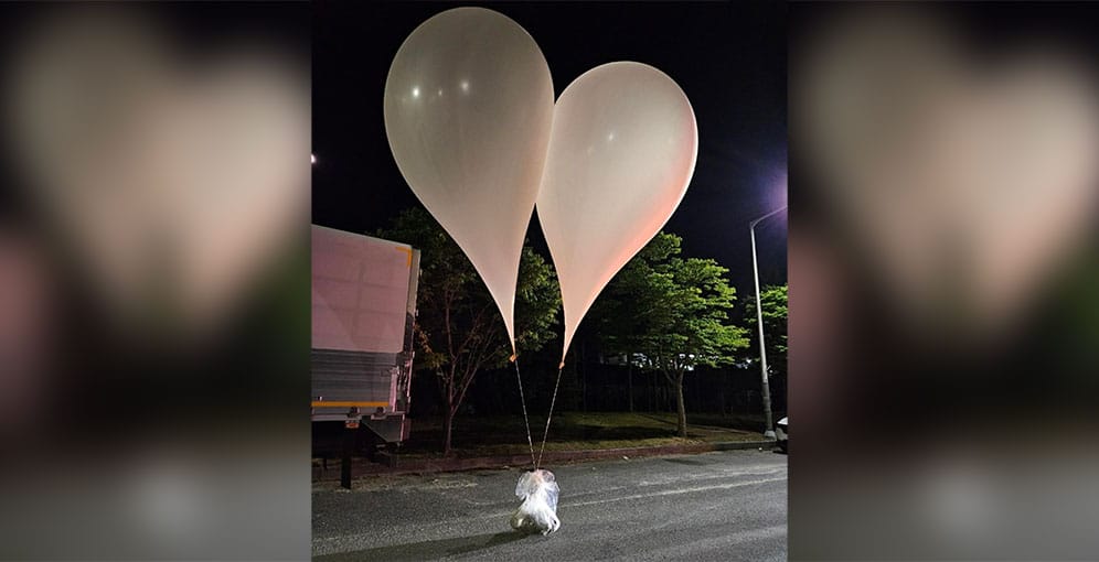 Kim Jong un envía 200 globos rellenos de basura y mugre a Corea del Sur
