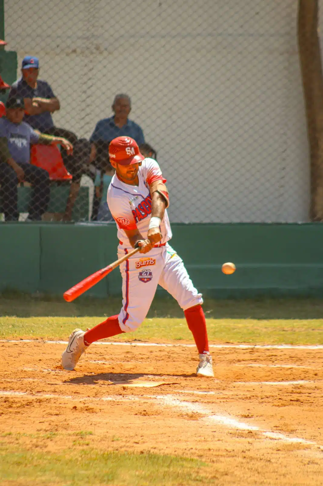 Juego entre Pascoleros de San Miguel y La Tribu del Mayo