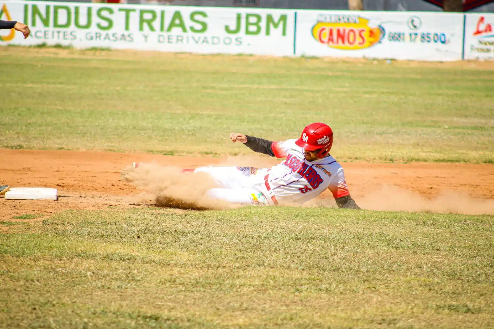 Juego entre Pascoleros de San Miguel y La Tribu del Mayo