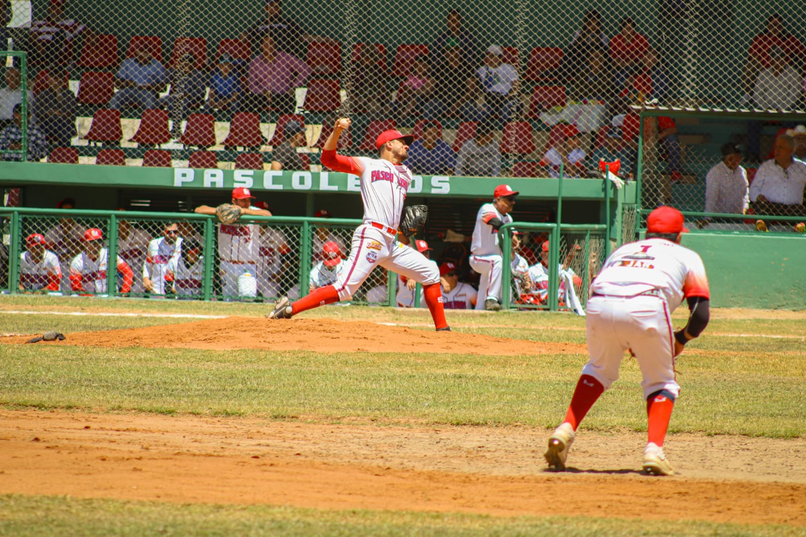 Juego entre Pascoleros de San Miguel y La Tribu del Mayo