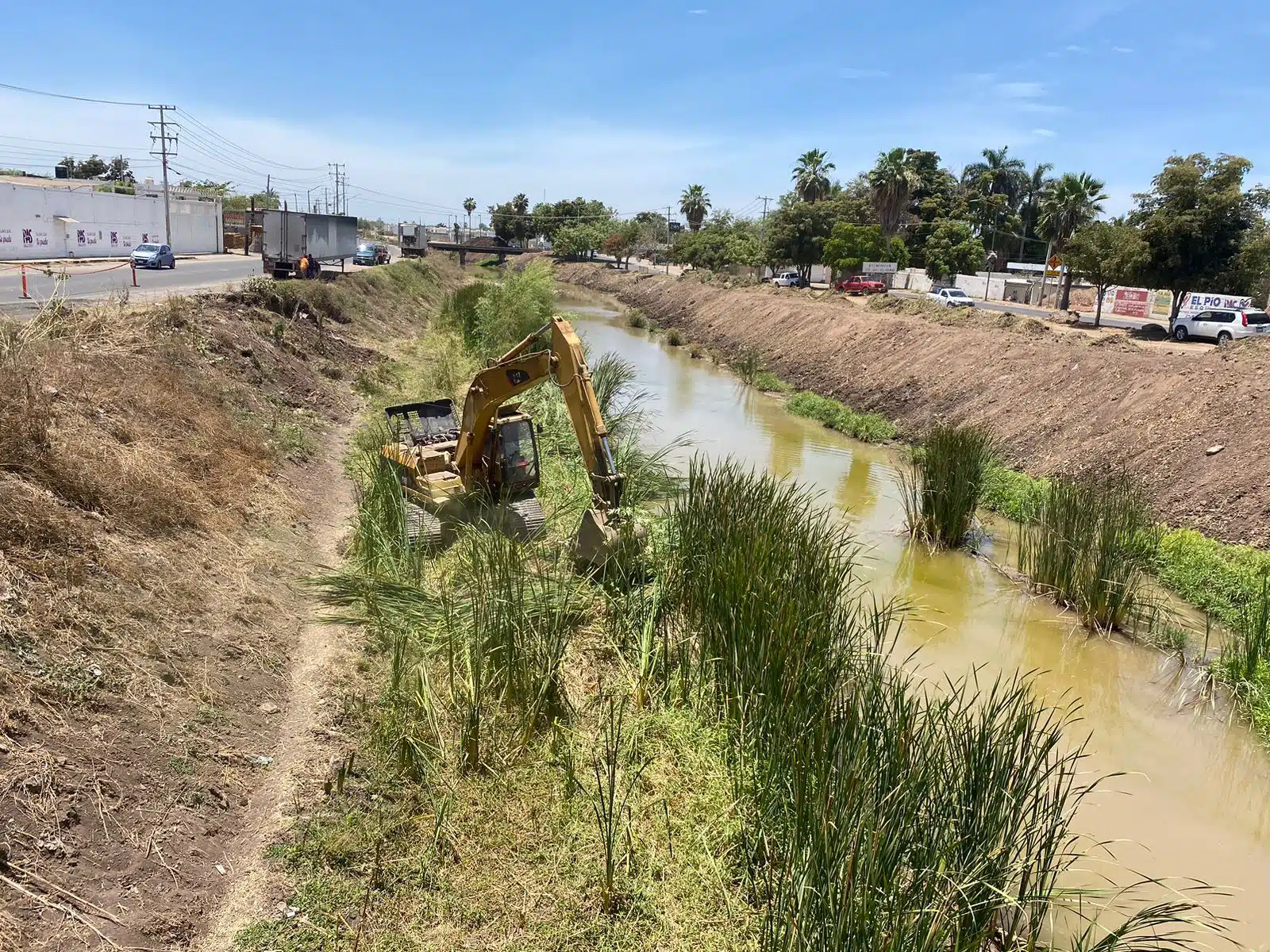 ¡No fueron requeridos! Constructores no participaron en la limpieza de arroyos en Culiacán: CMIC