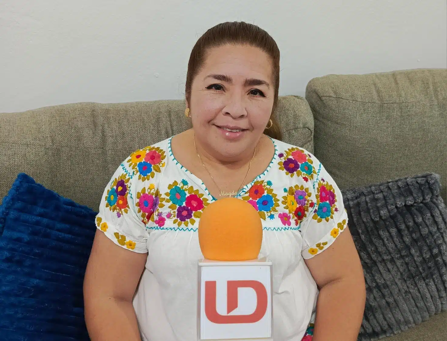 María Magdalena Domínguez, psicóloga y maestra, en entrevista con Línea Directa en Mazatlán